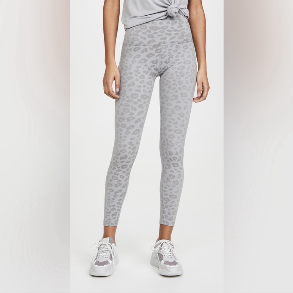Beyond Yoga Grey Leopard High-Waist Leggings